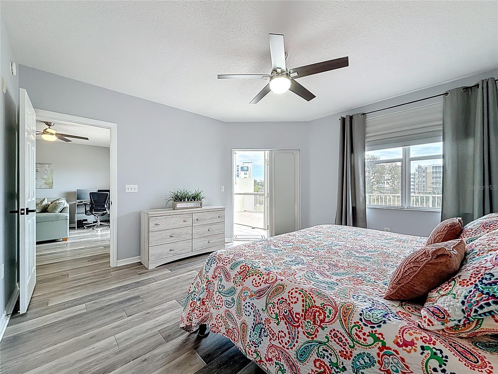 Primary Suite - French Doors to Screened Lanai