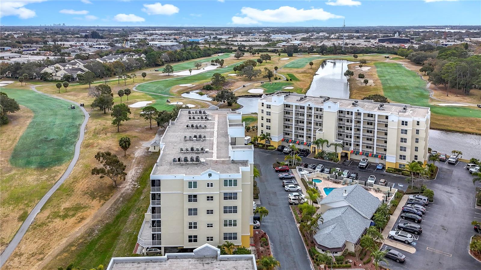 Country Club Condo at East Bay