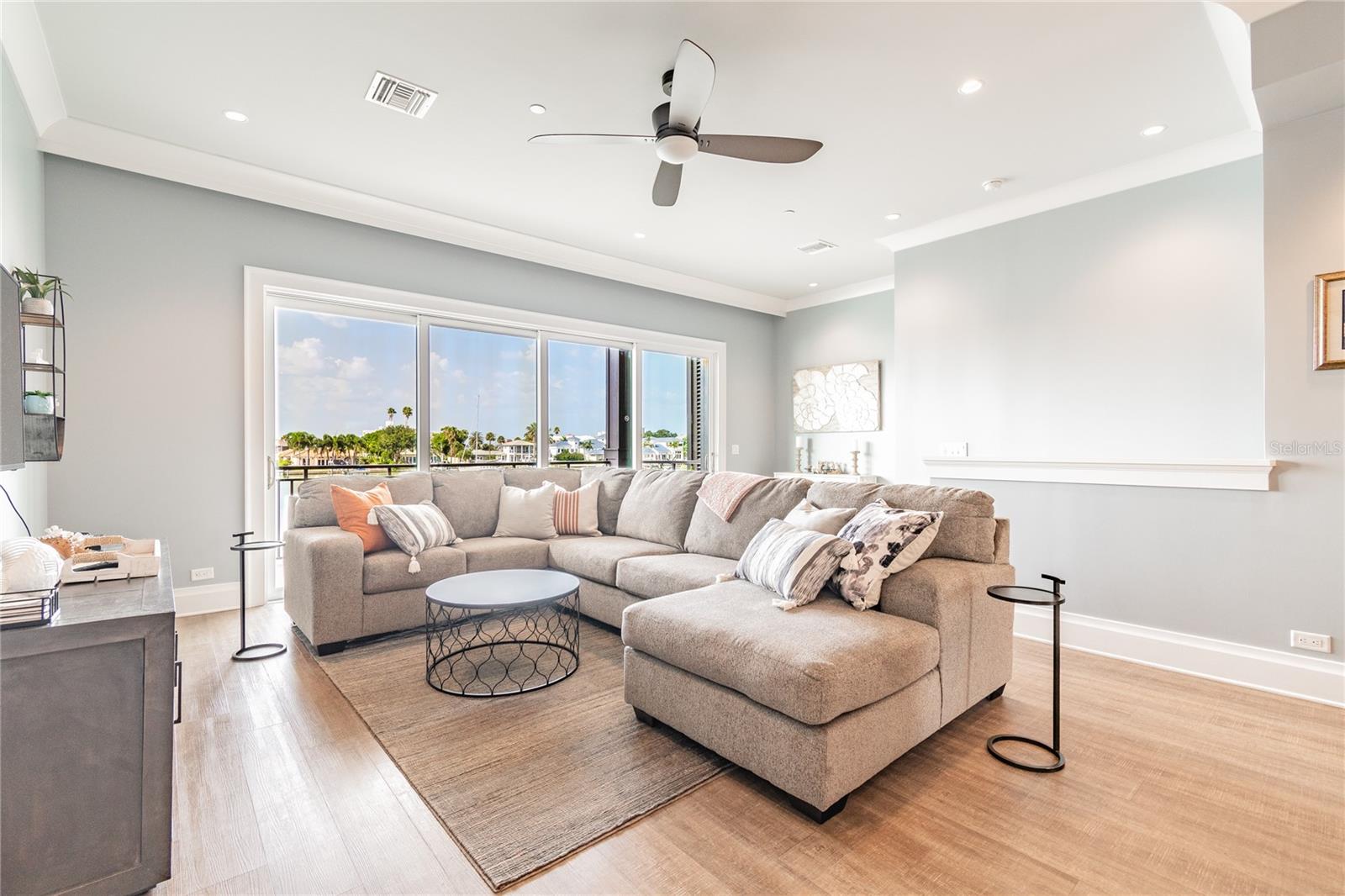 2nd Level: Main Living Area