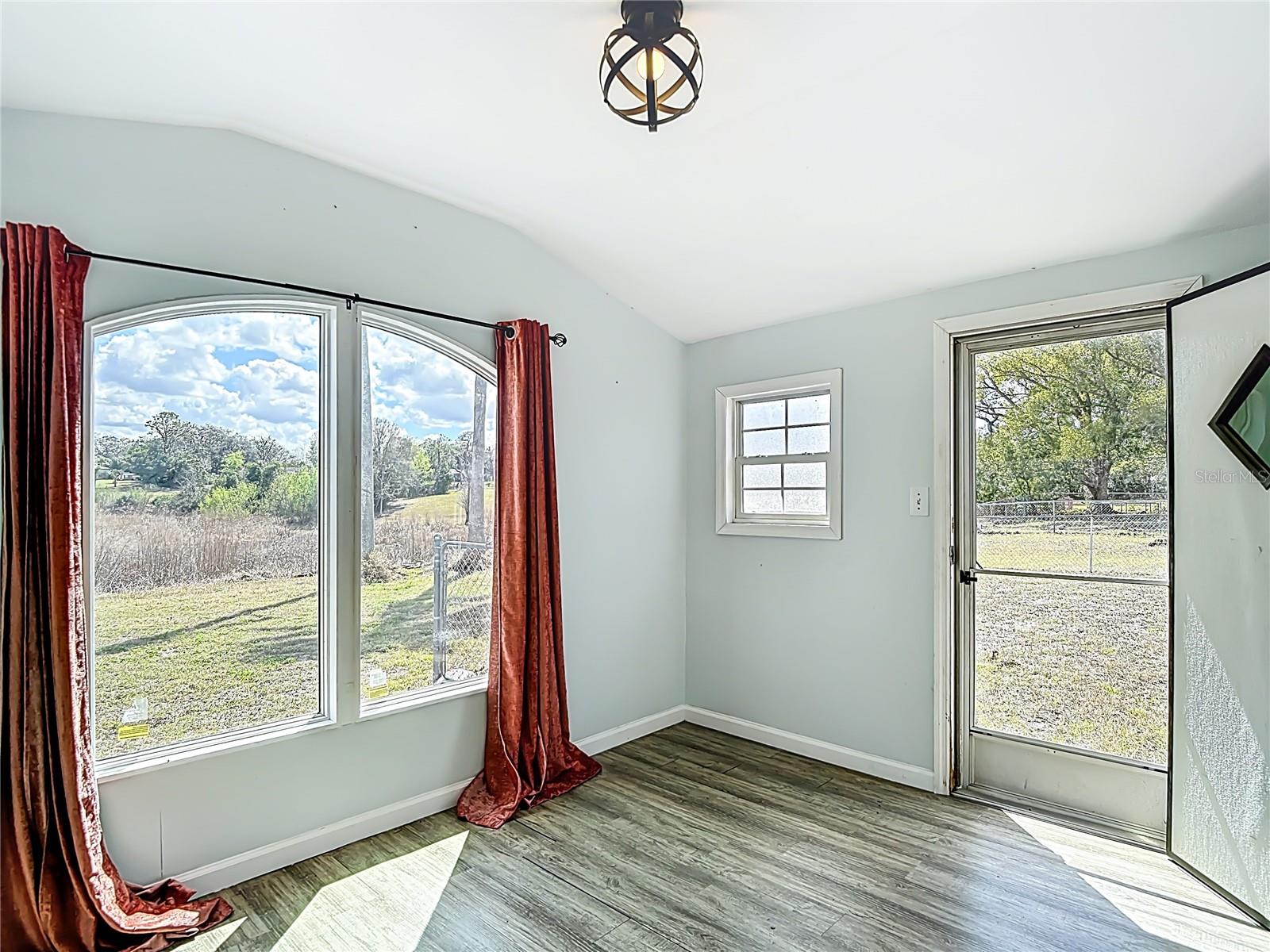 She Shed/Man Cave/ Office