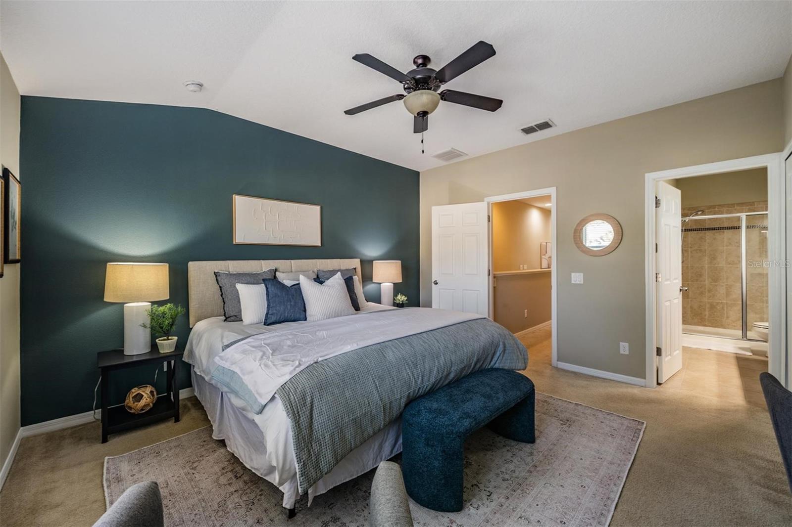 Tremendous primary suite