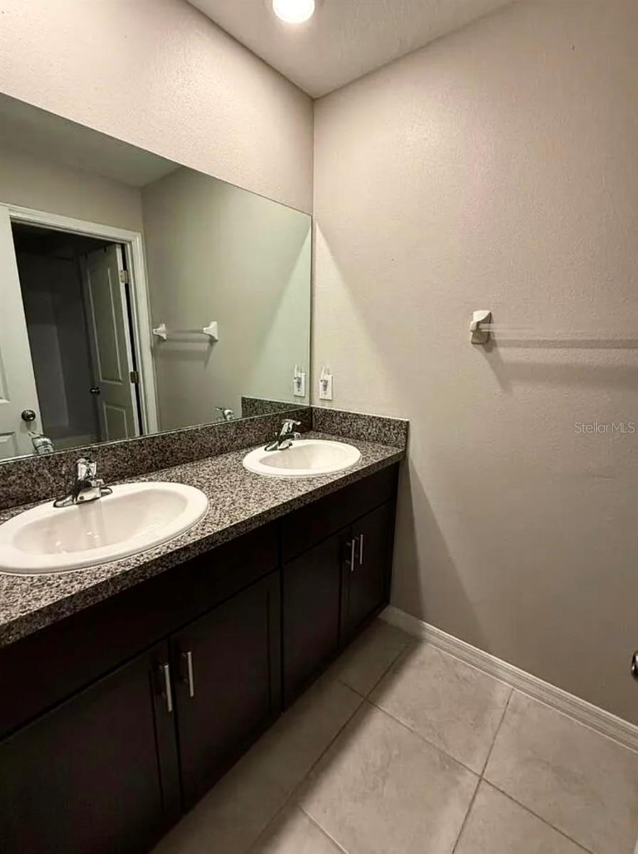 FULL BATHROOM - 2ND FLOOR