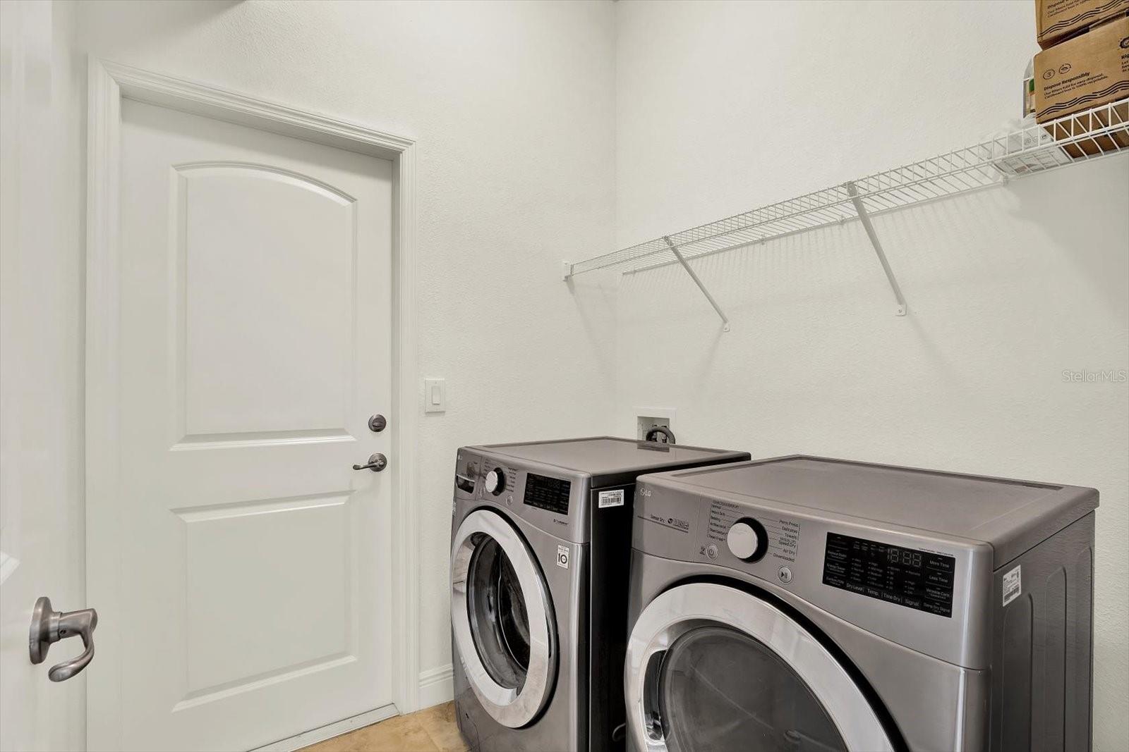 Washer & Dryer Included