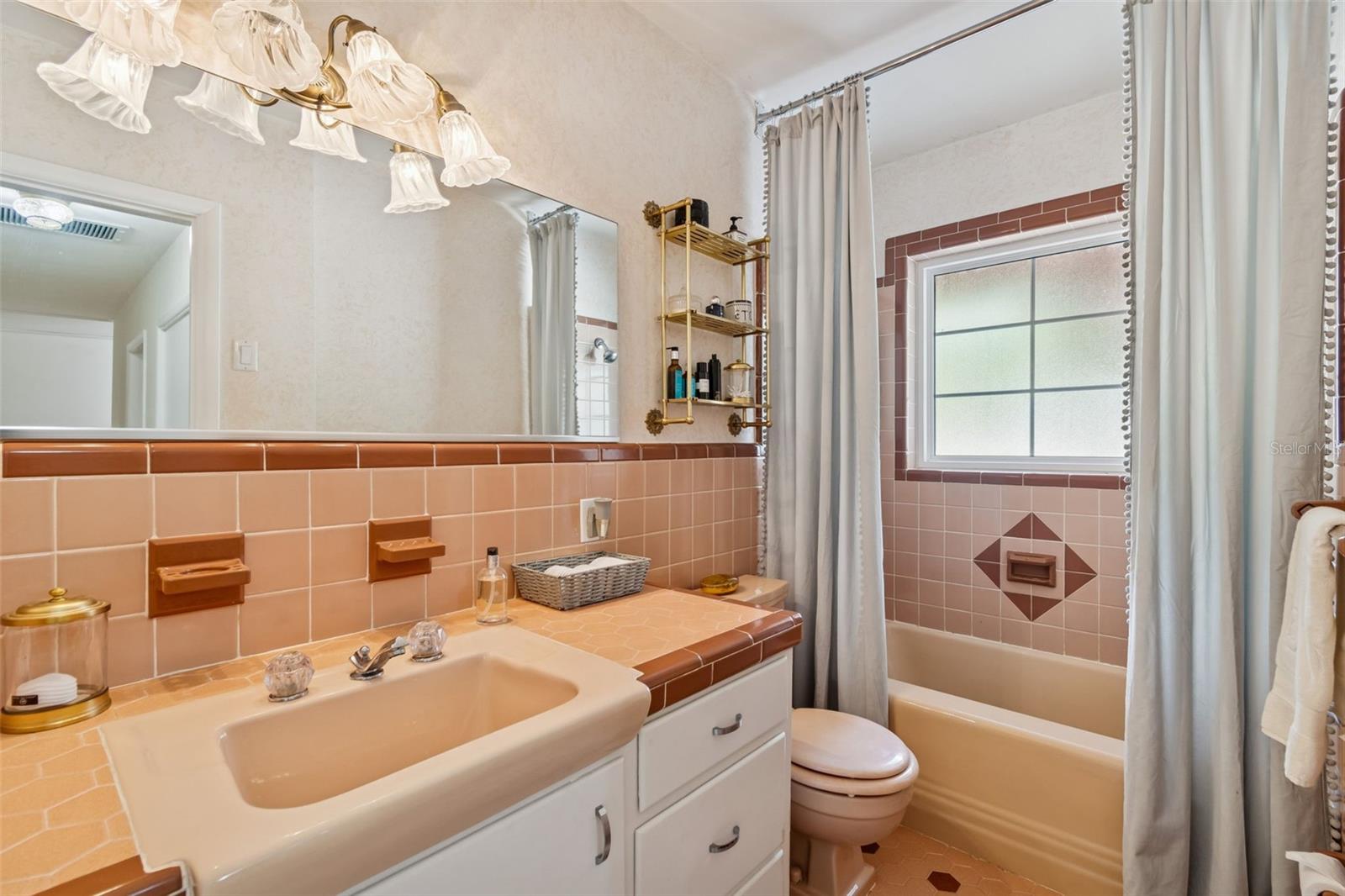 Classic Guest Bathroom