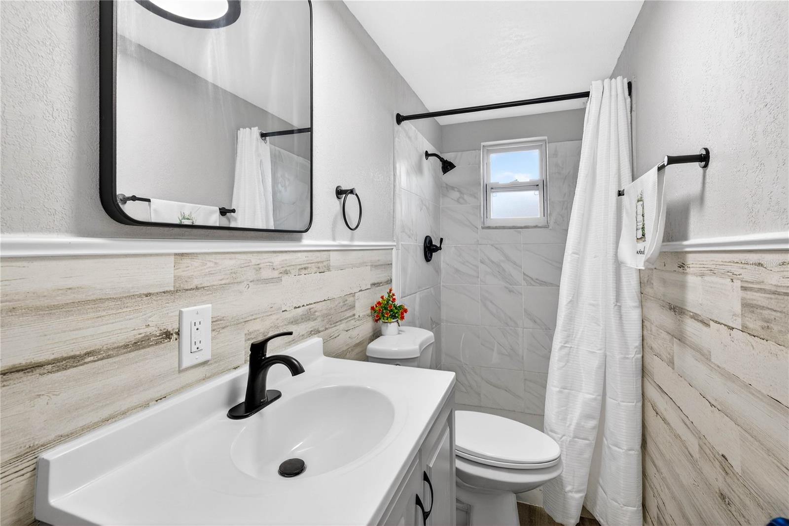 FULLY REMODELED BATHROOM #2 WITH WALK-IN SHOWER