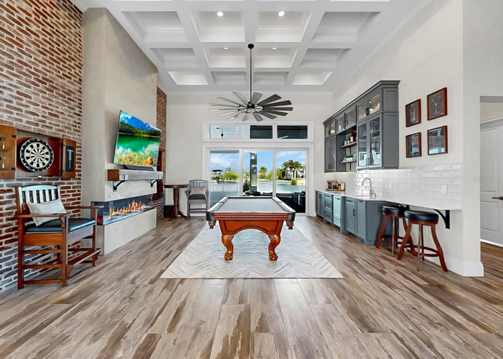 Flex Room/Formal Living Room