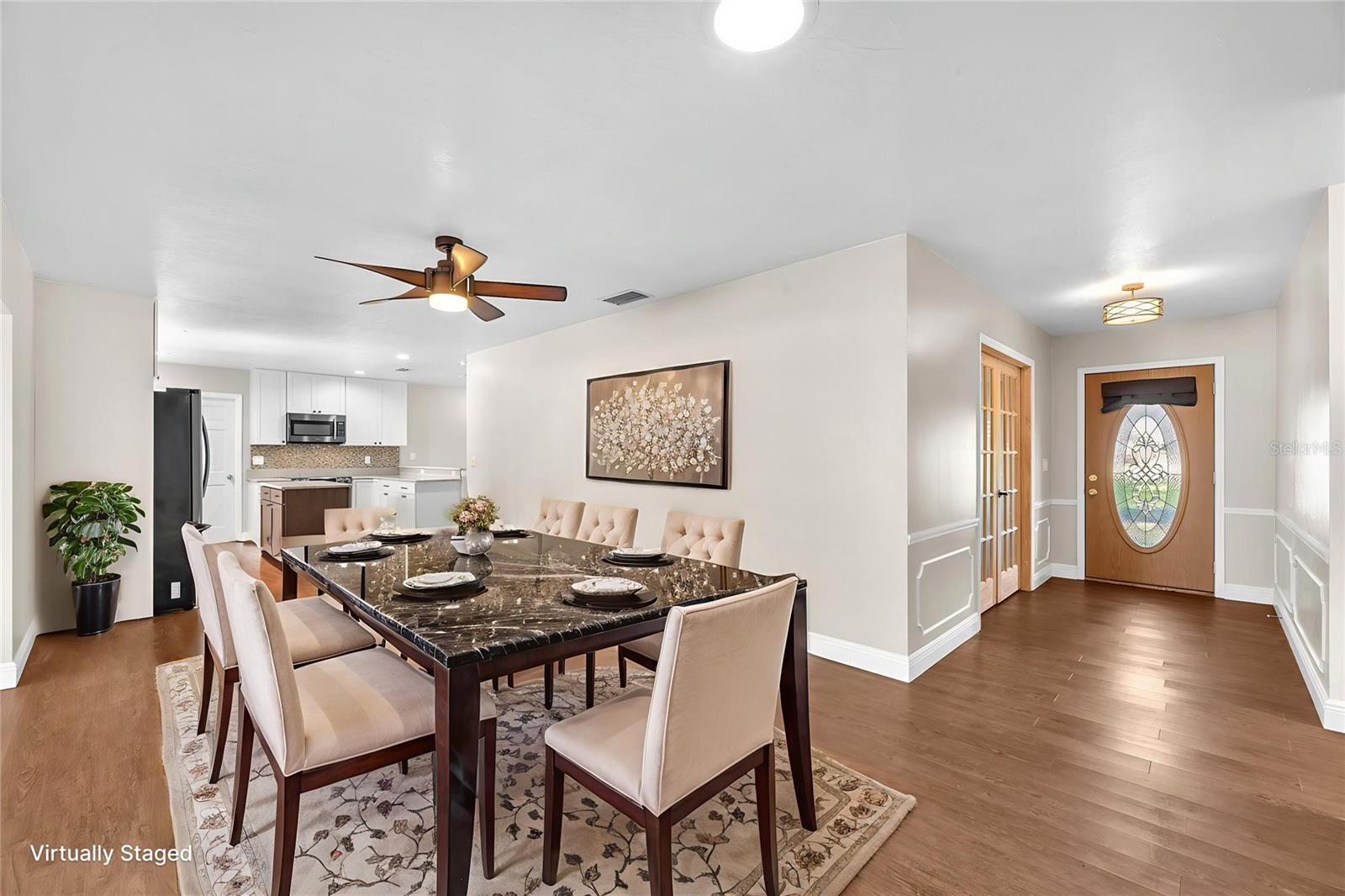 The foyer opens into Dining room/Kitchen and has Lake Views.