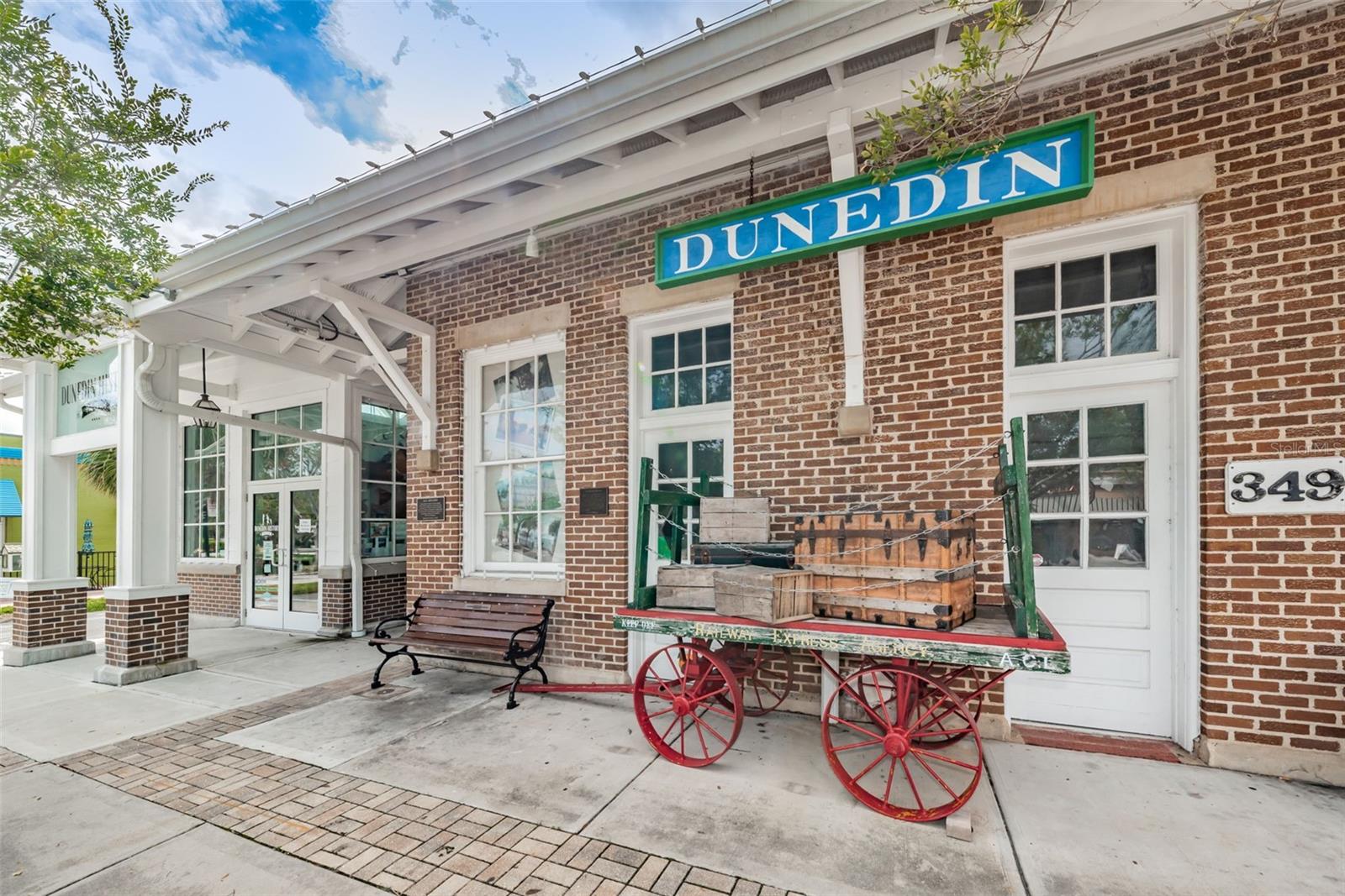Dunedin Historic Museum, Downtown!