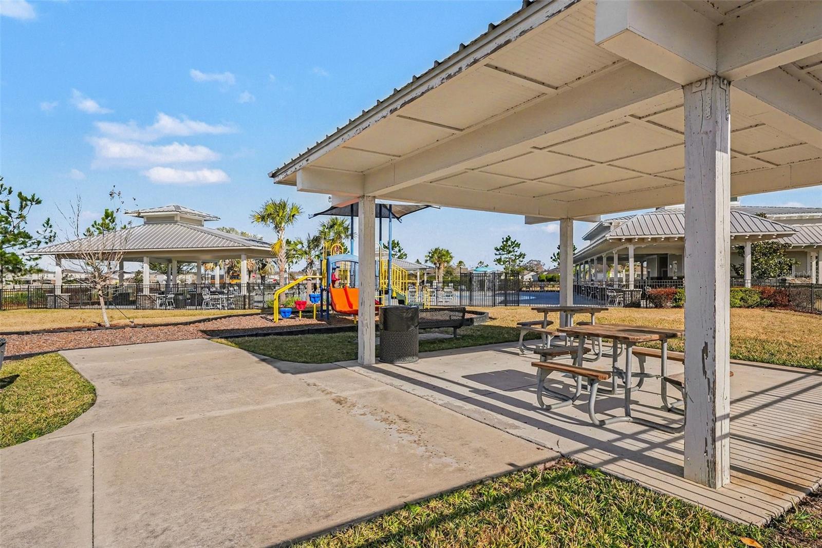 Community Playground - 18400 Hunters Meadow Walk, Land O Lakes, FL 34638