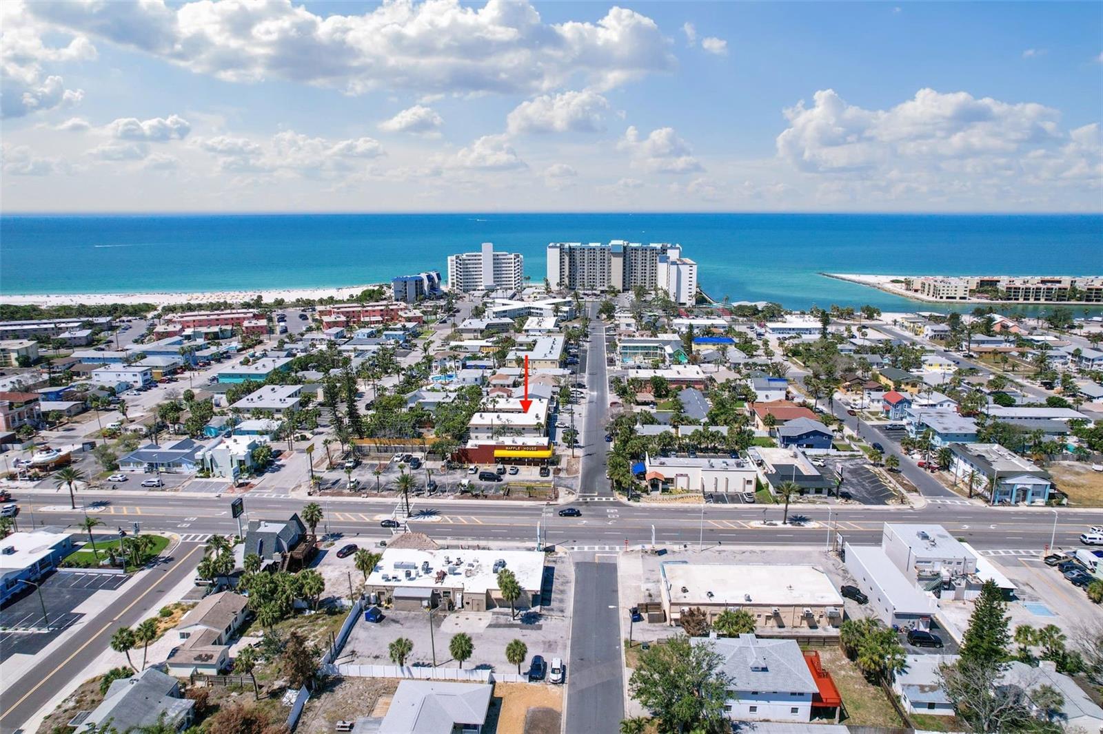 5 minute walk to beautiful Upham Beach