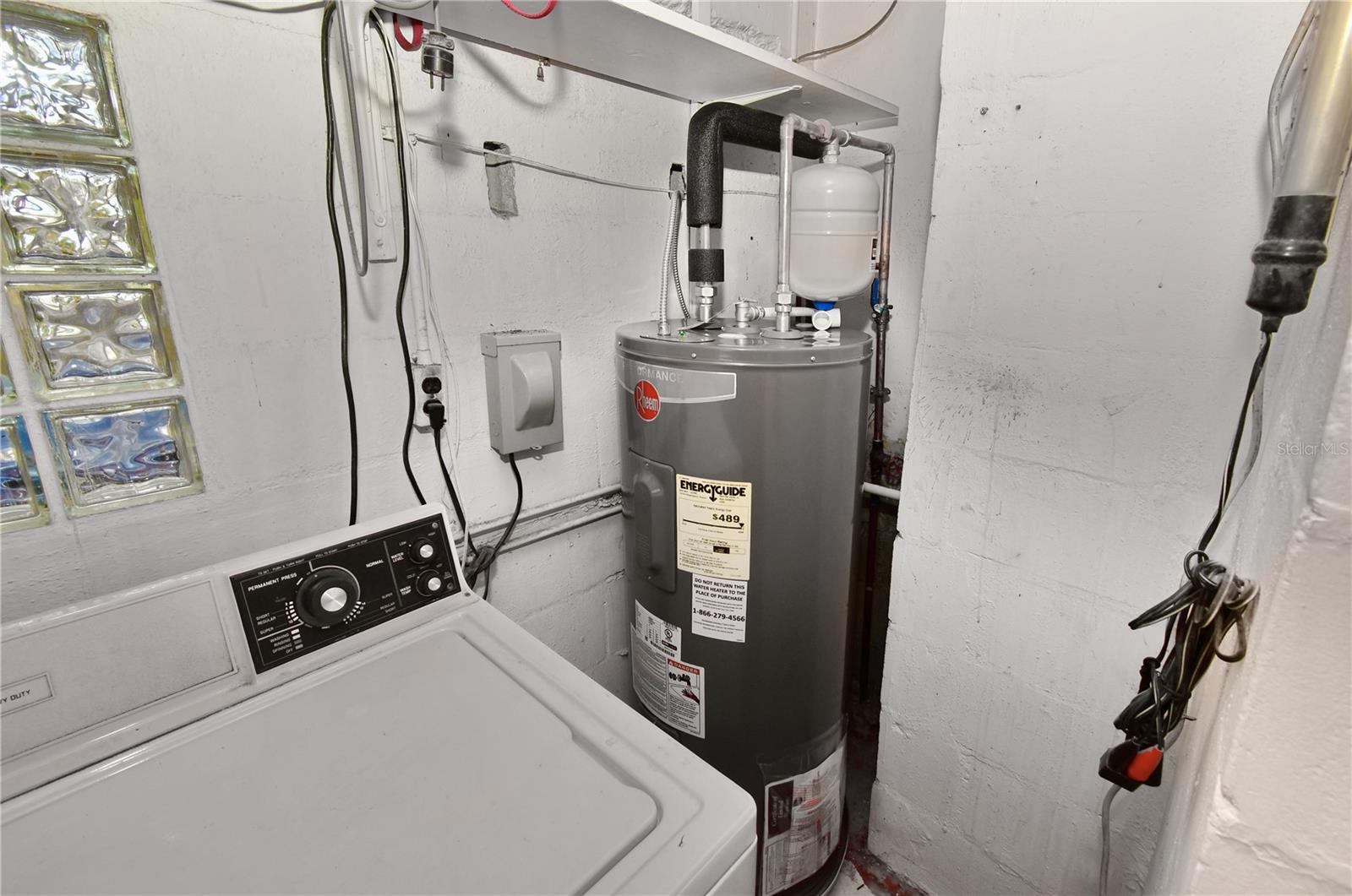 New water heater and washer and dryer convey