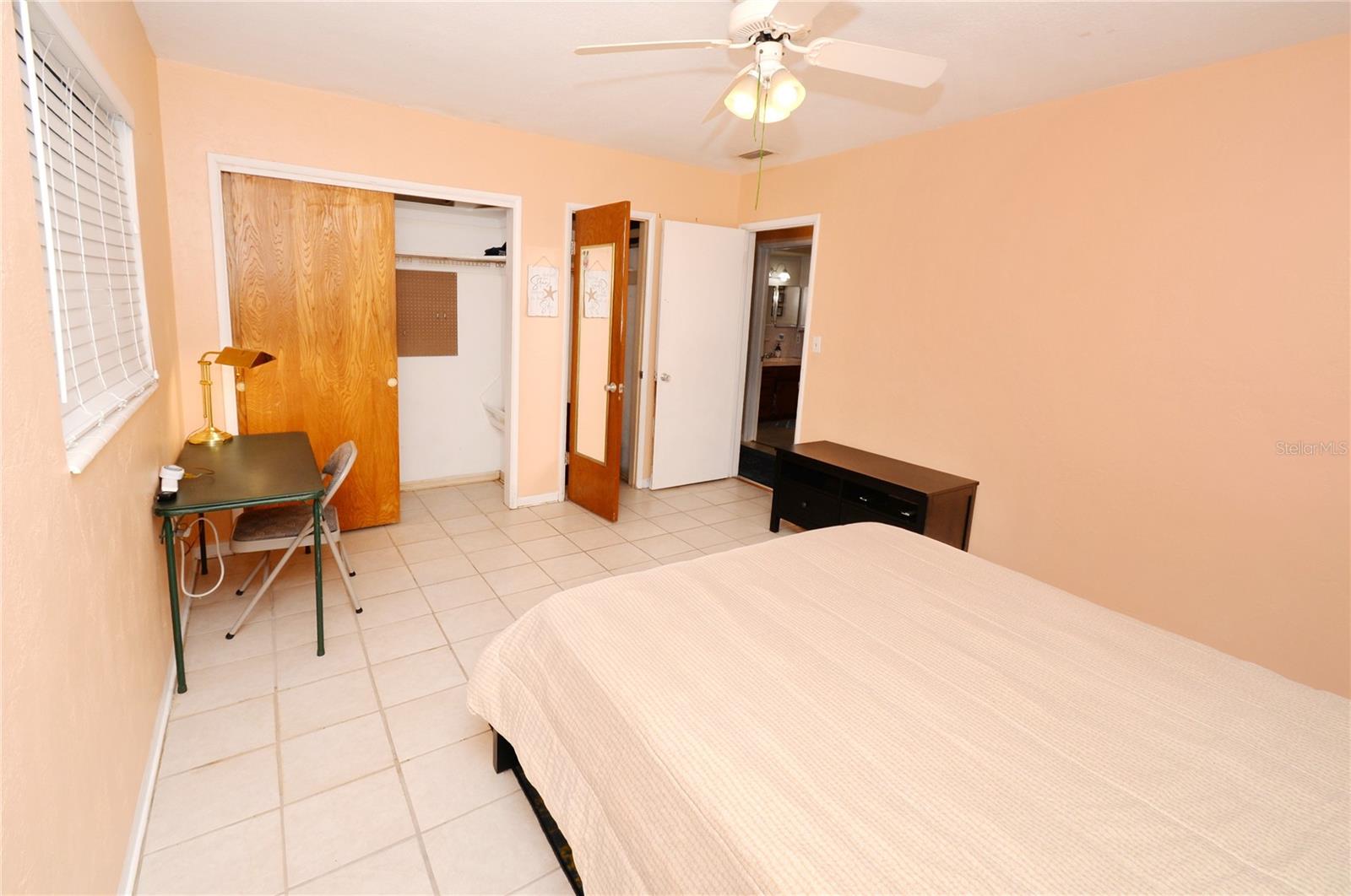 2nd bedroom and closet