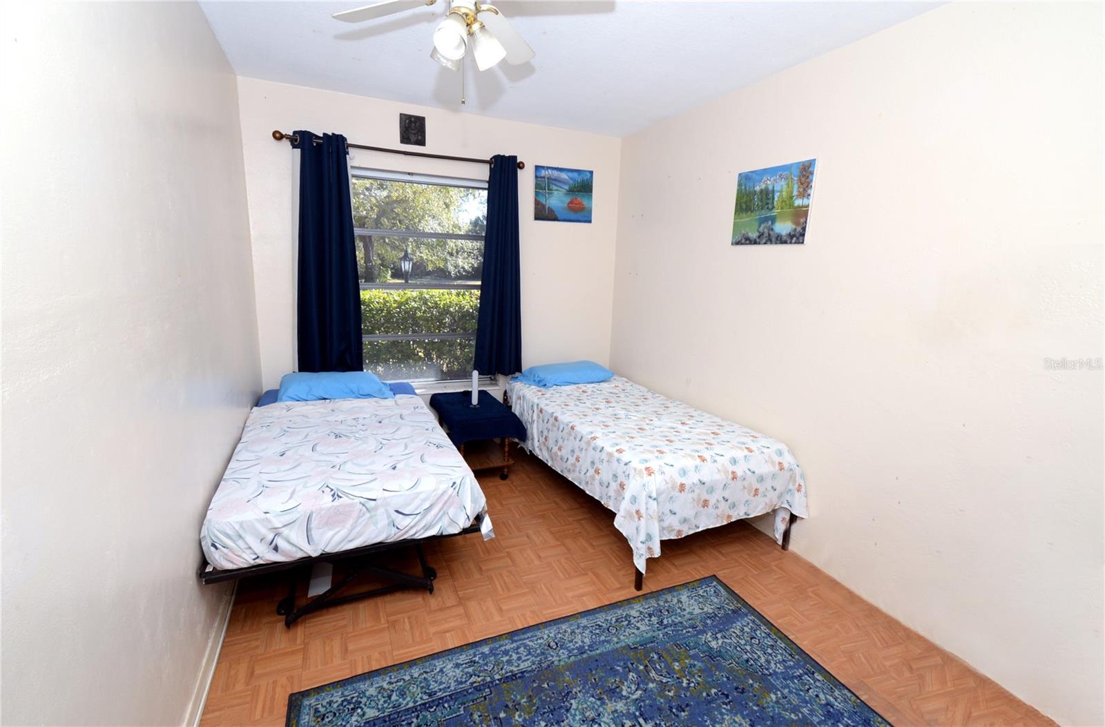 3rd bedroom/office/craft room