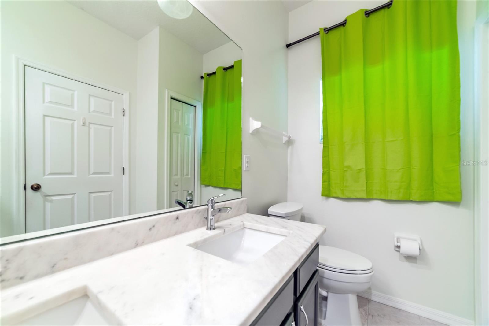 Primary Suite Bathroom