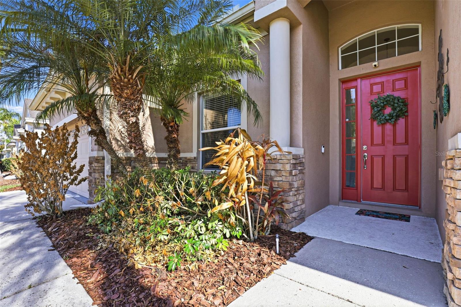 Front Exterior-Entryway