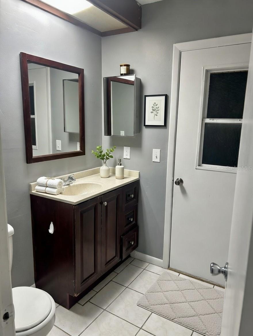 Half bathroom on level floor