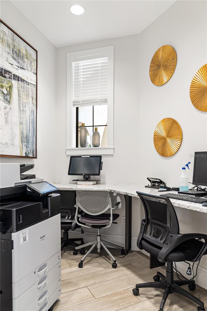 Community Work Station