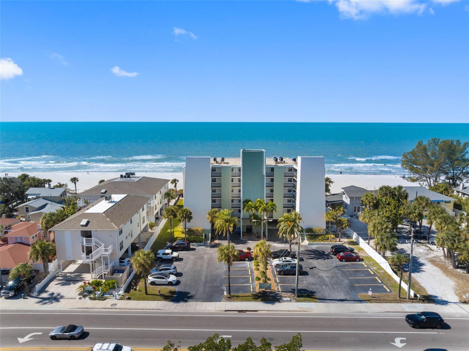 .Pelicans Cove - Top Floor - Corner Unit  #505 - Direct Gulf Front.. Under Building Spot #8.. Guest Spots 50 and Up.. Just Past the Light By Crabby's and PJs.. FANTASTIC LOCATION.. WALK TO EVERYTHING. 2 WEEK RENTAL.