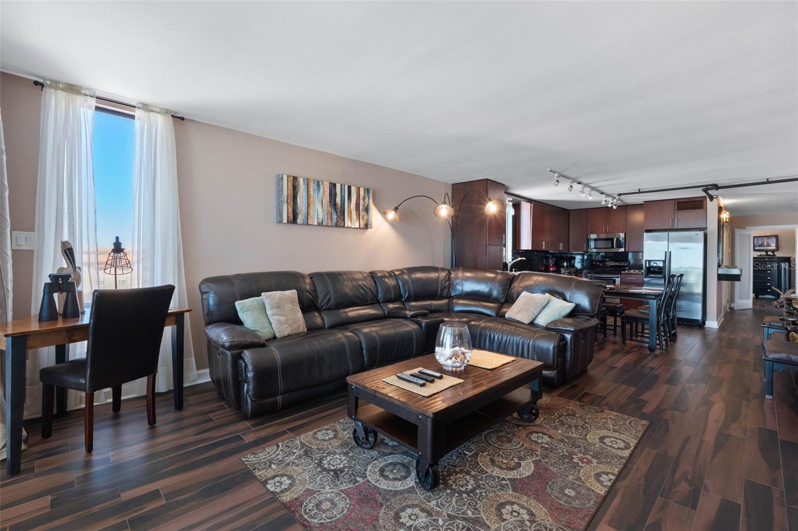 ... LOOKING IN FROM BALCONY -  LARGE ONE BEDROOM 805 SQ FEET OF PARADISE  -- COMPLETE REMODEL - CONTEMPORARY LOOK - NICE WORK -