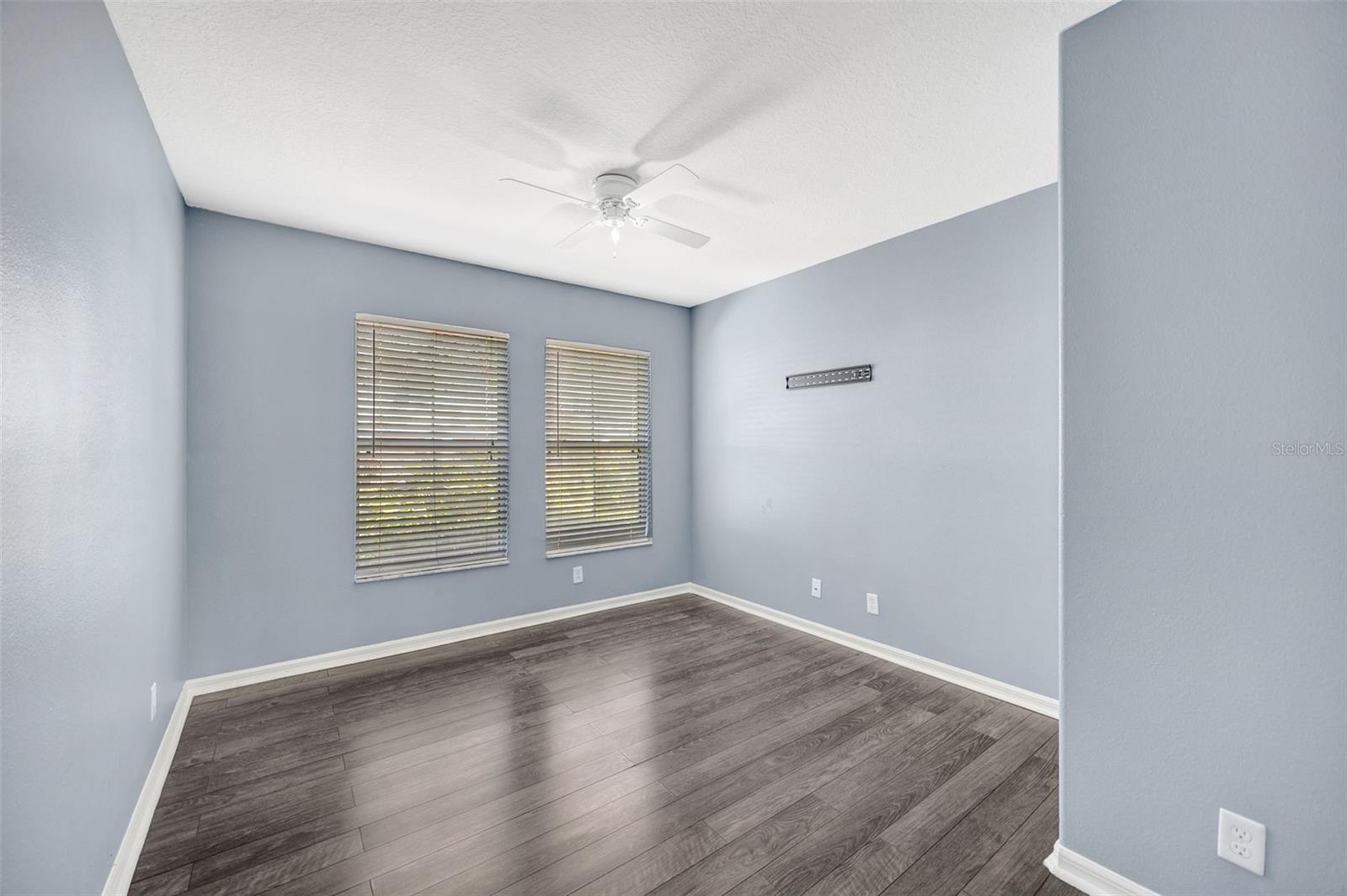 1st Floor Bedroom / Office