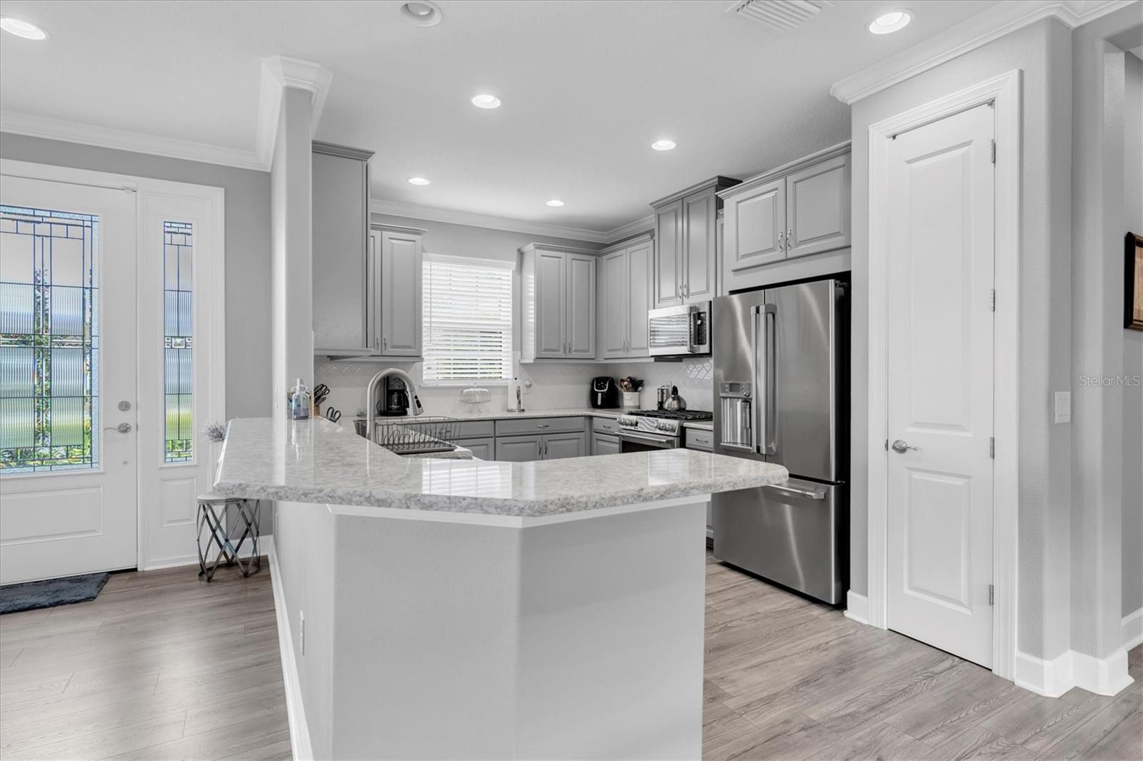 KITCHEN WITH PLENTY OF UPGRADES