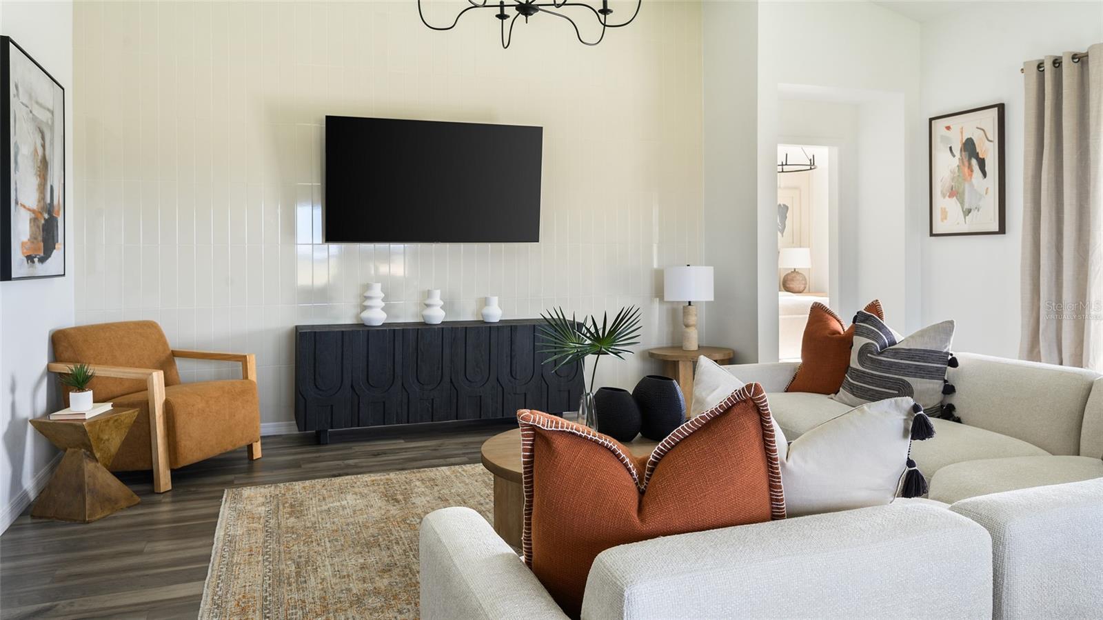 model home/virtually staged