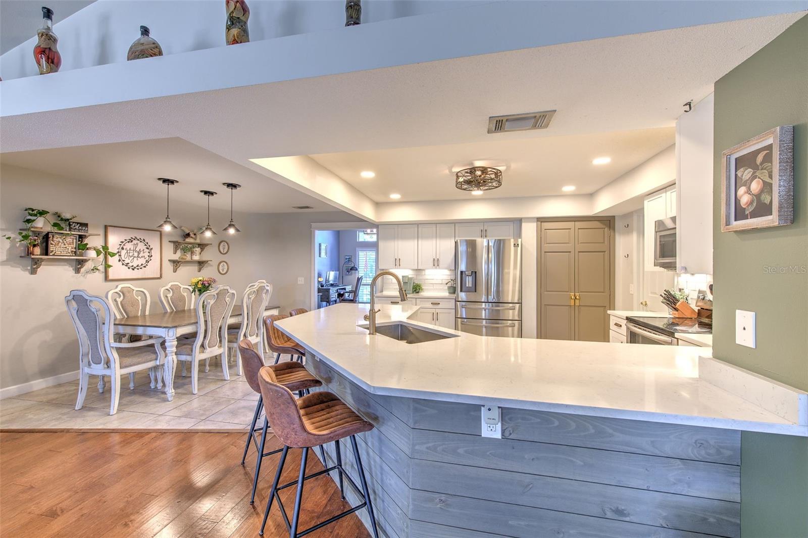 Looking into Kitchen and Dinette from Family Room
