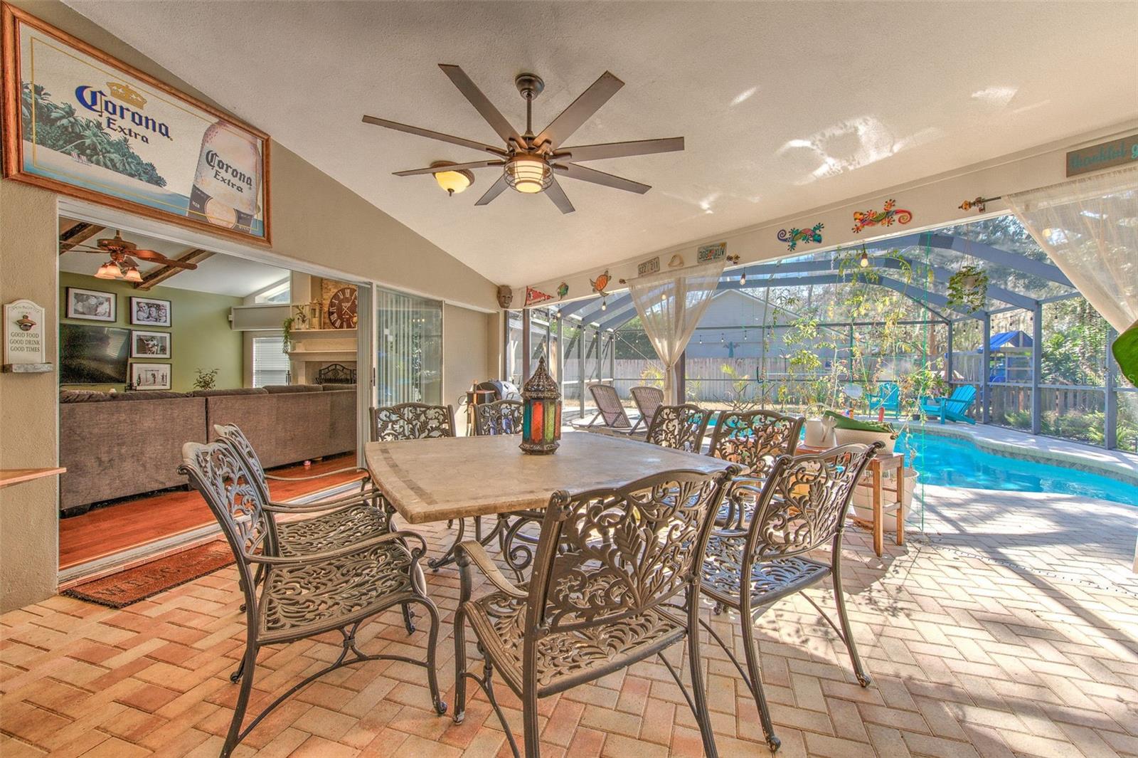 Lanai with slidder open to Family Room. These sliders will pocket all the way back.