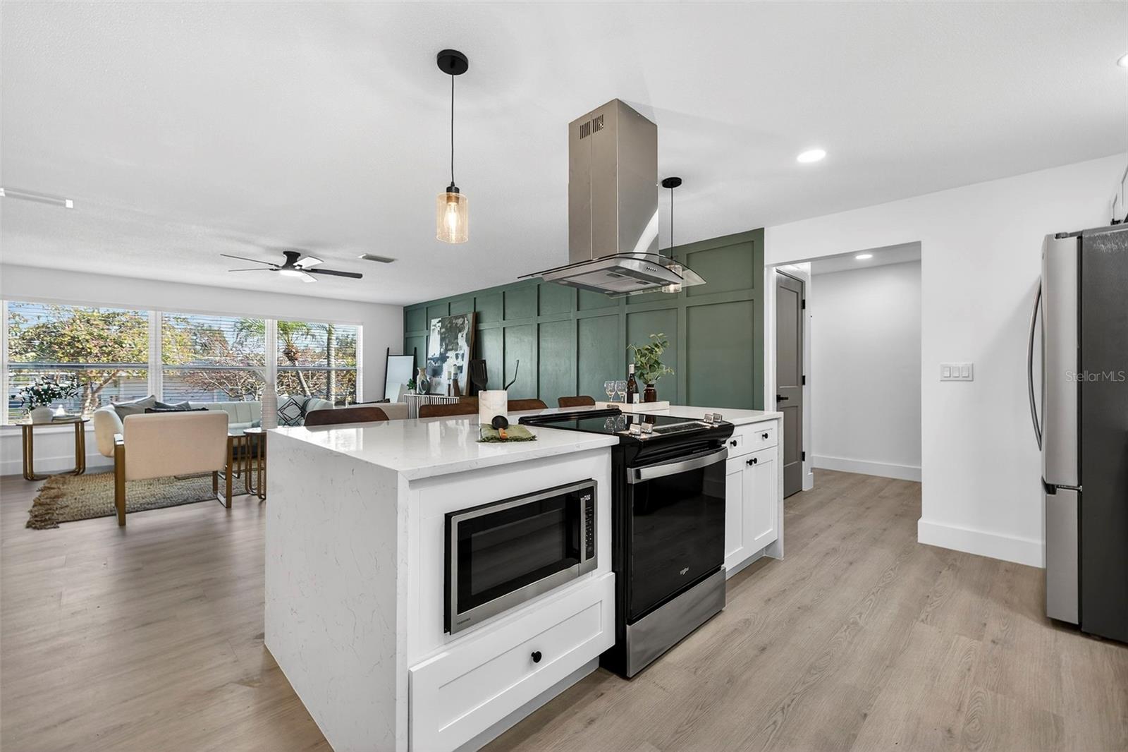 Perfect combination of style, function, and everyday convenience.