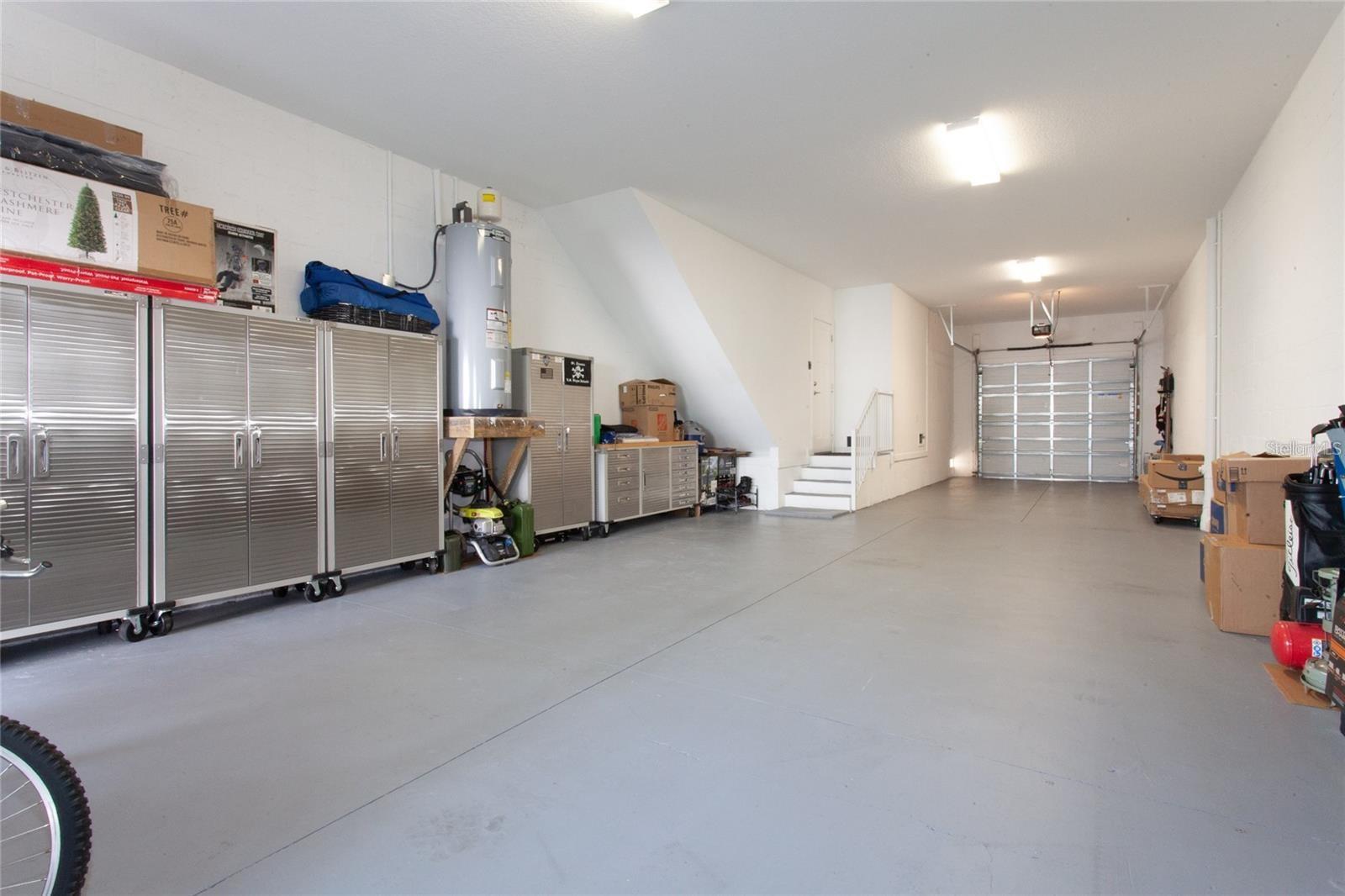 3 plus tandem garage