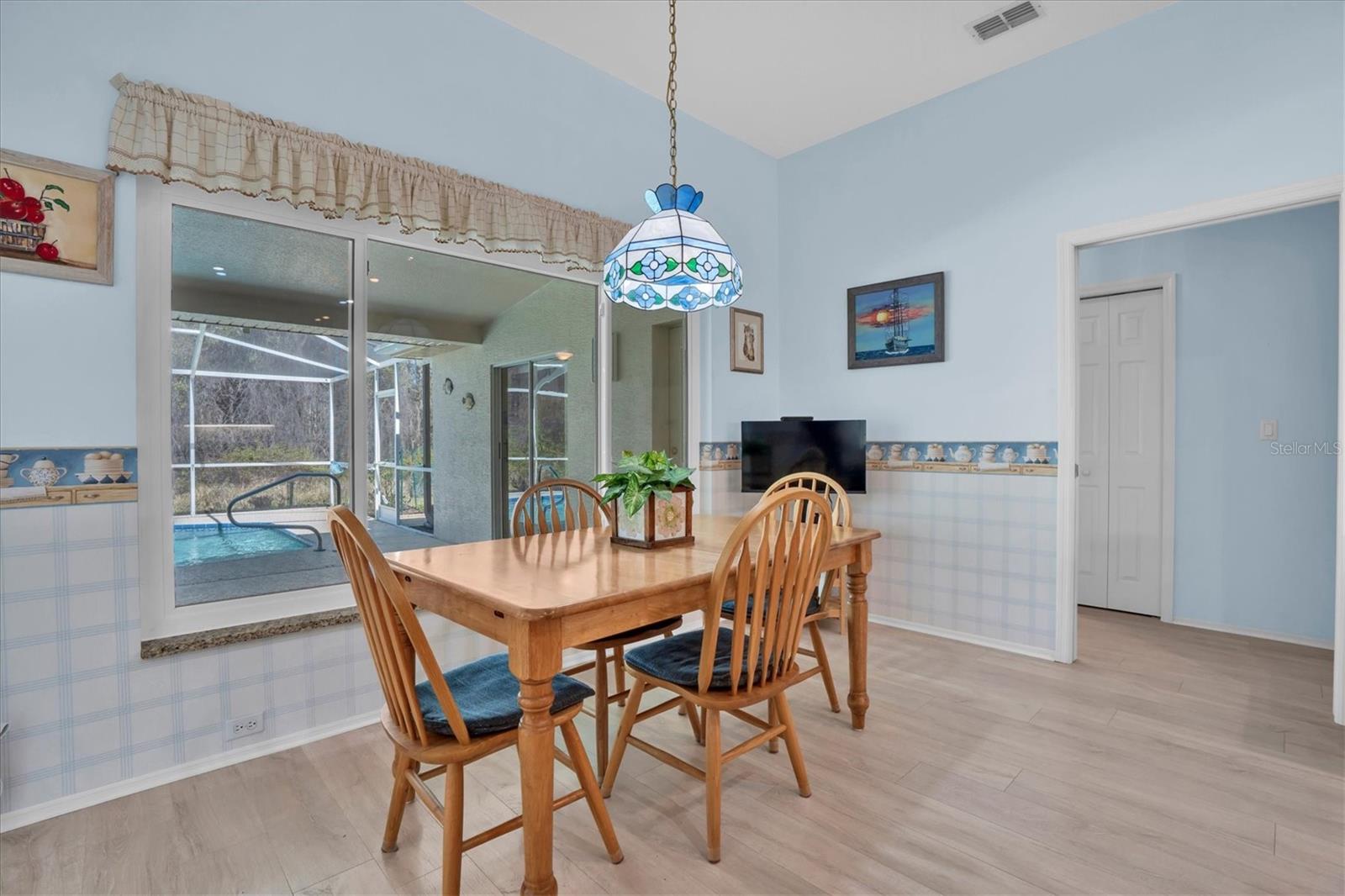 Kitchen Noon with hurricanne rated windows