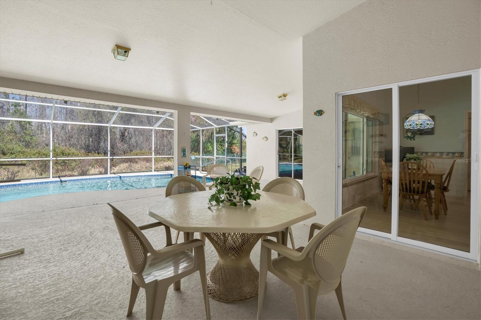 Oversized Covered Lanai