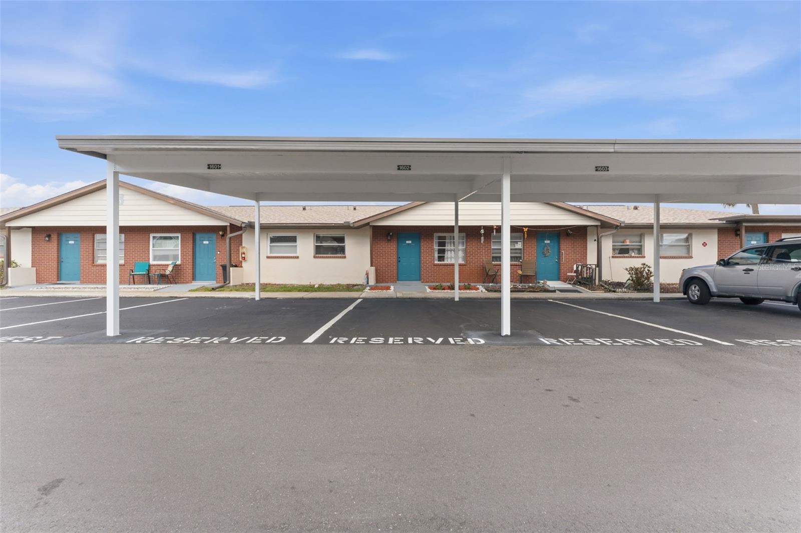 Clean lines and inviting curb appeal in the heart of Clearwater.