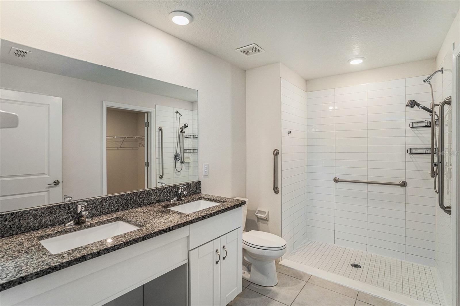 Primary Walk in closet