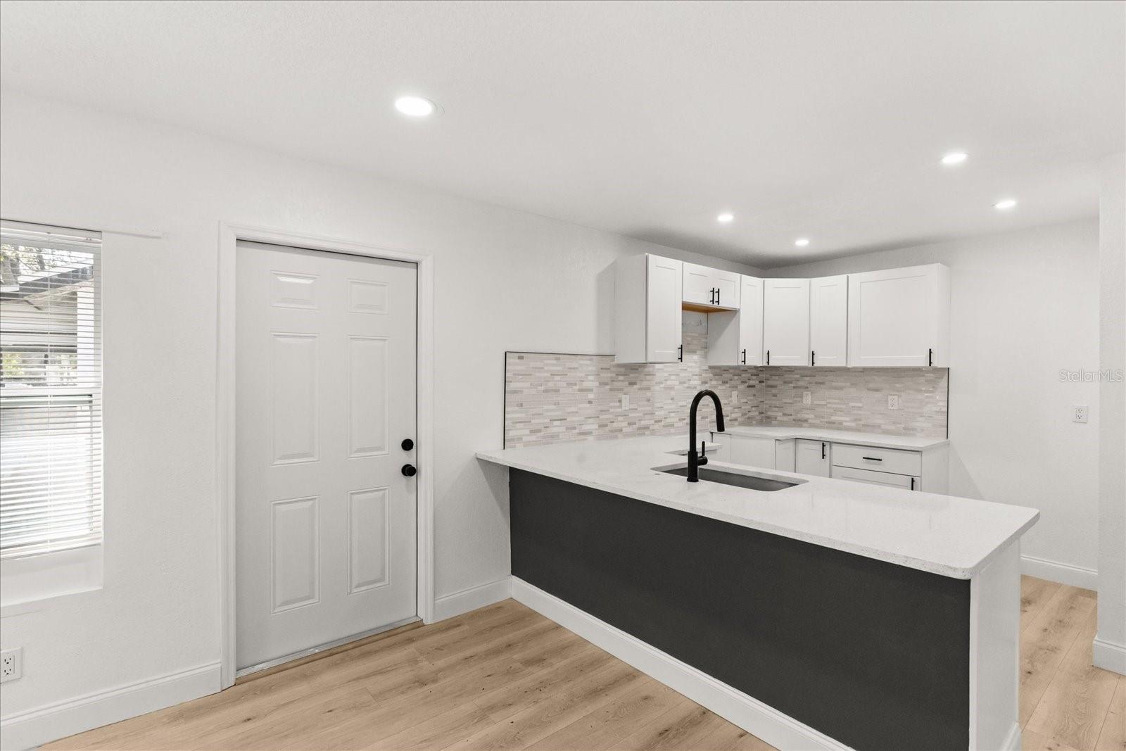 SELLER WILL PROVIDE APPLIANCES