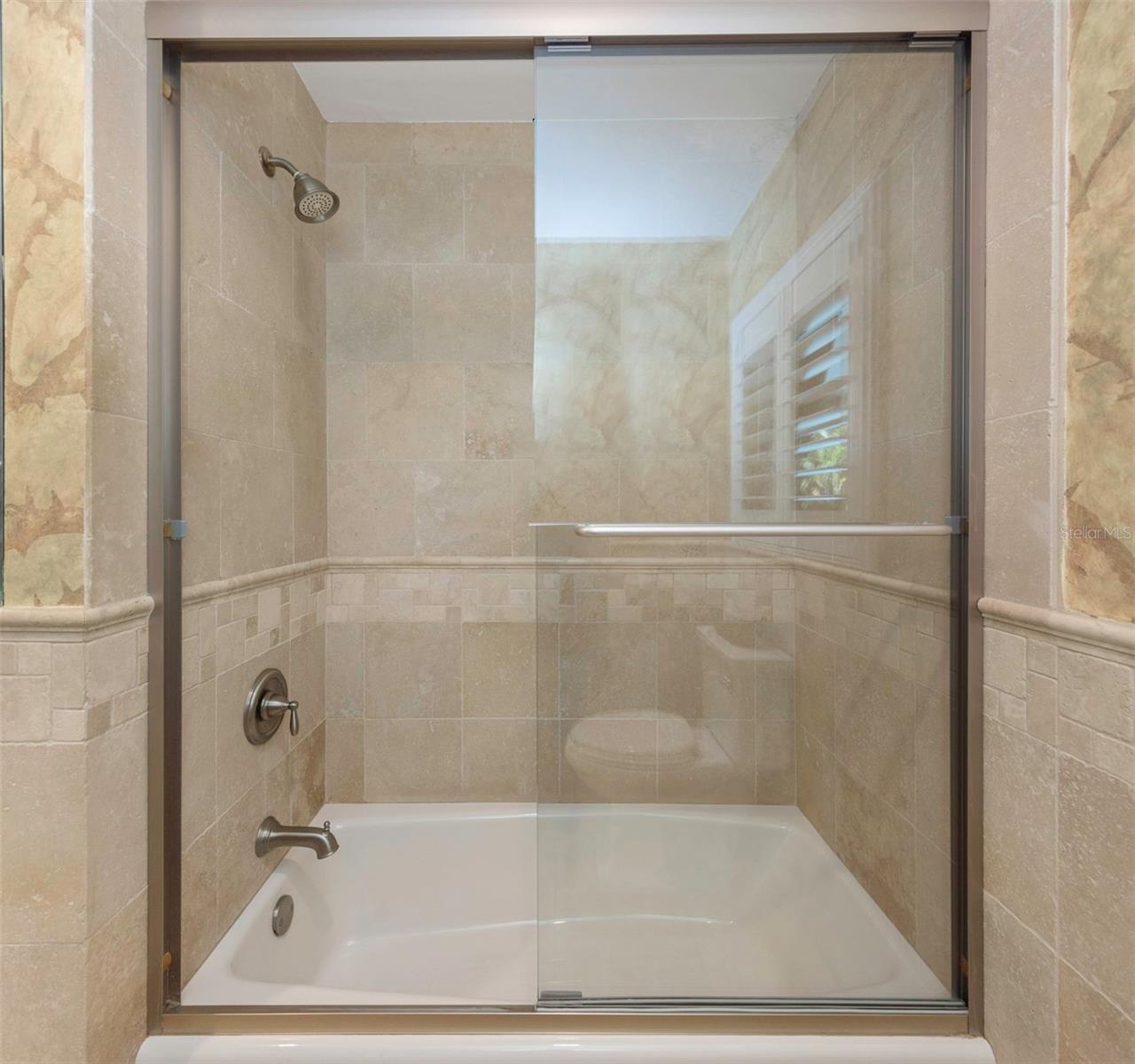 Tub/Shower combo