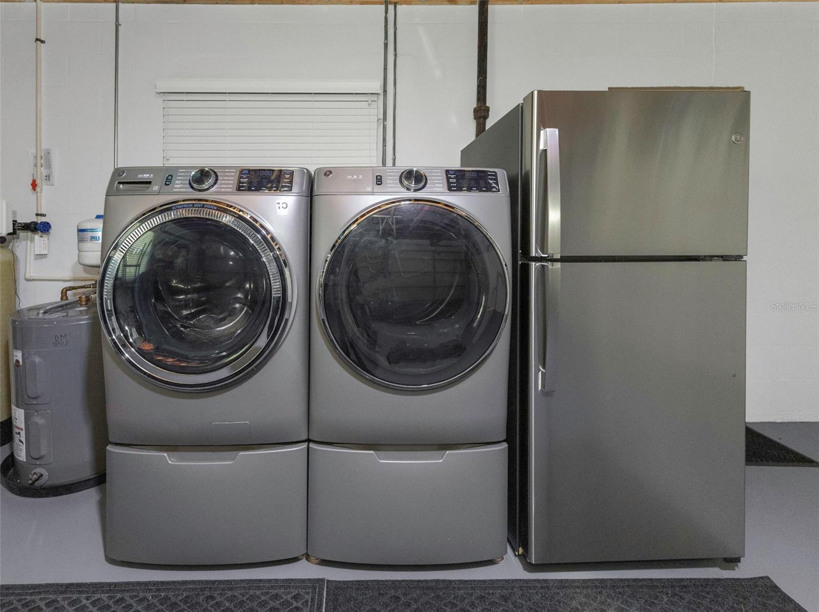 Florida Laundry room ;) Garage Fridge included.