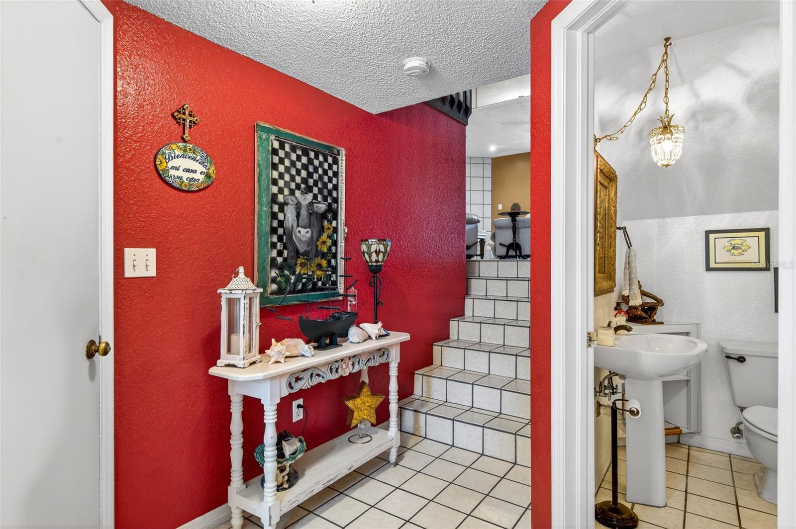 Entry stairs to great room