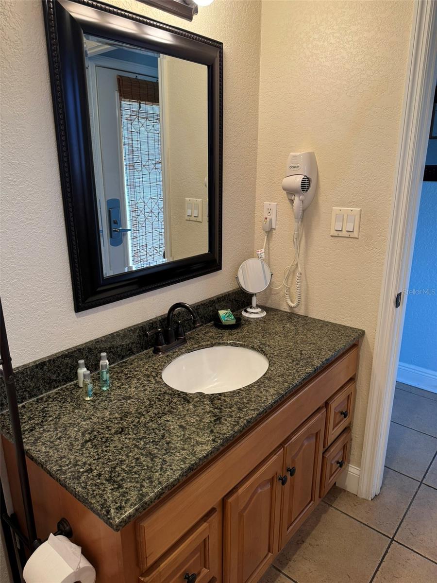 bath sink with solid countertop