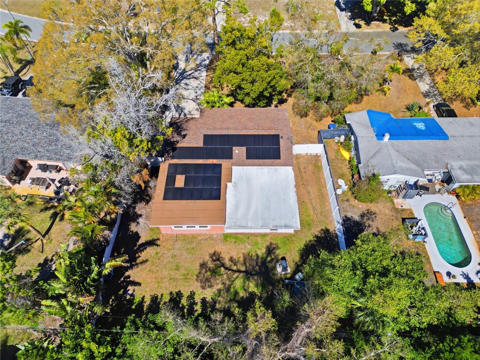 solar panels o the roof