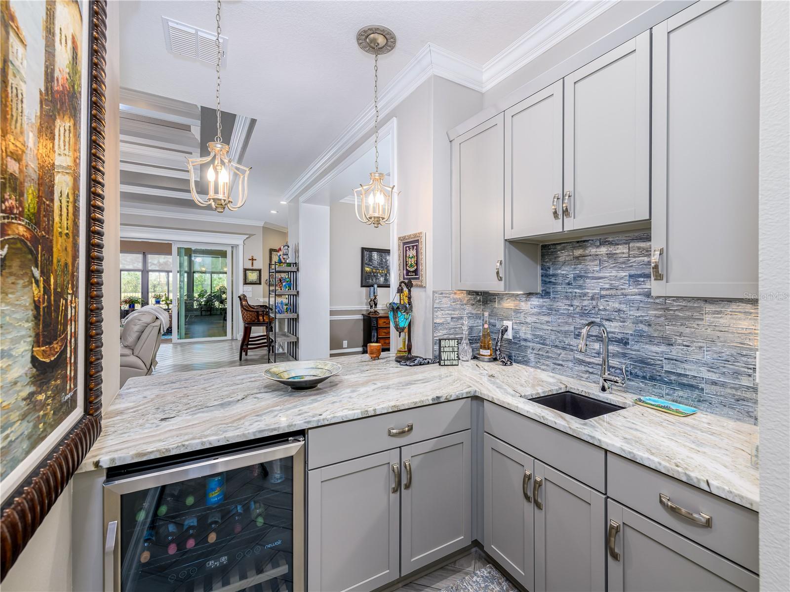 Wonderfully appointed wet bar