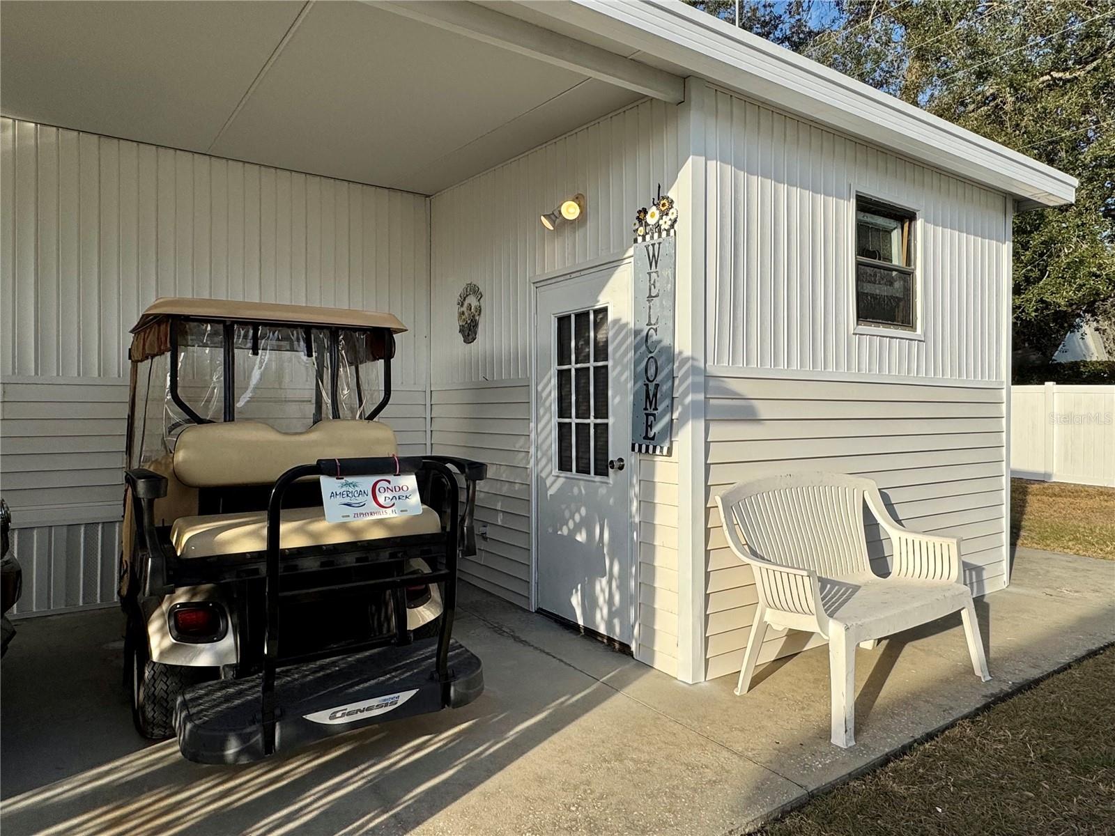 Shed with washer & dryer