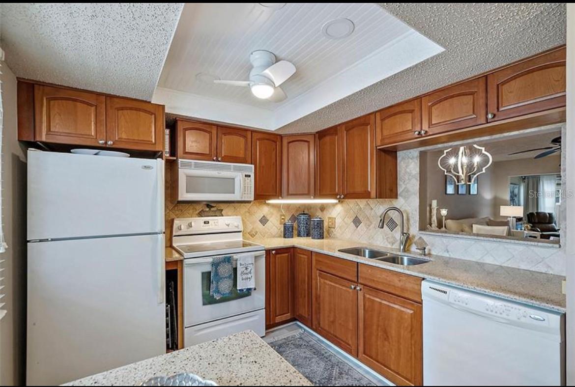 Pass through to dining area