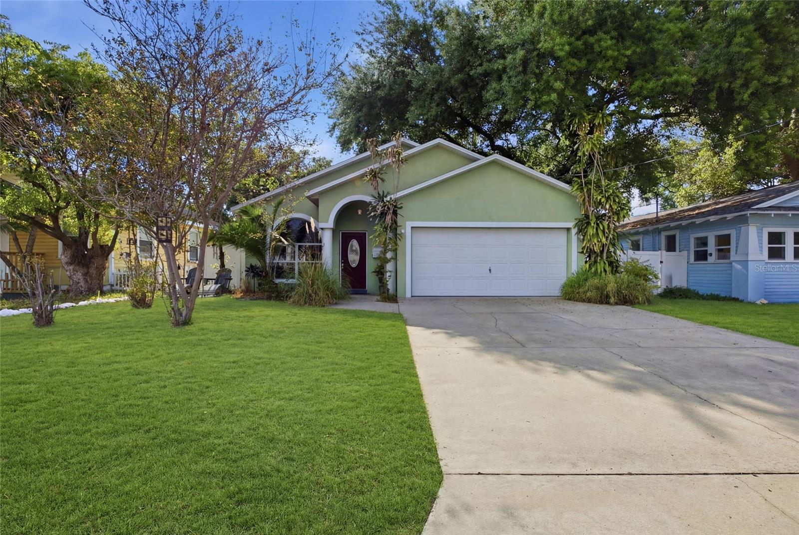 Grass has been enhanced by AI for visualization purposes.