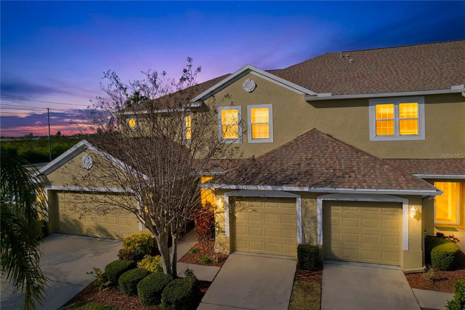 Beautifully maintained 3 bedroom, 2.5 bath townhome.