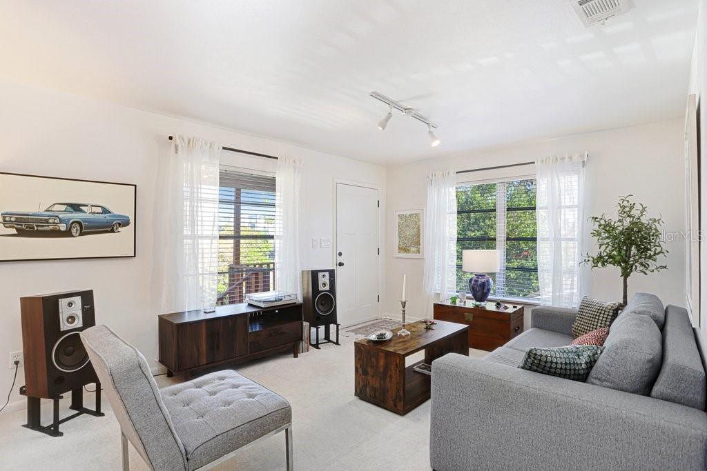 LIVING ROOM SHOWING FRT DOOR