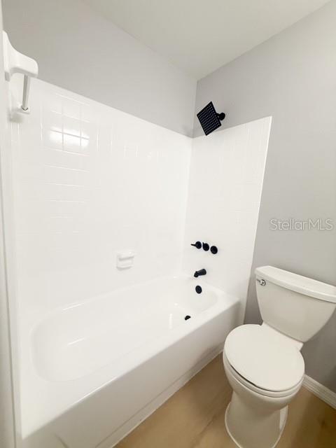 Primary en-suite Bathroom