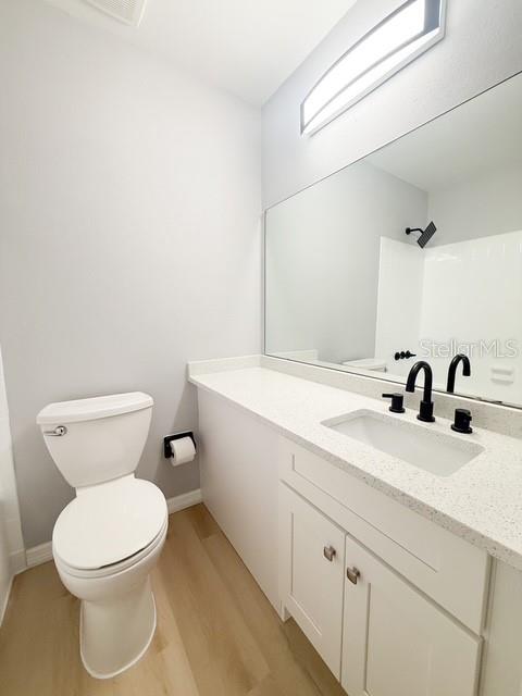 Primary en-suite Bathroom