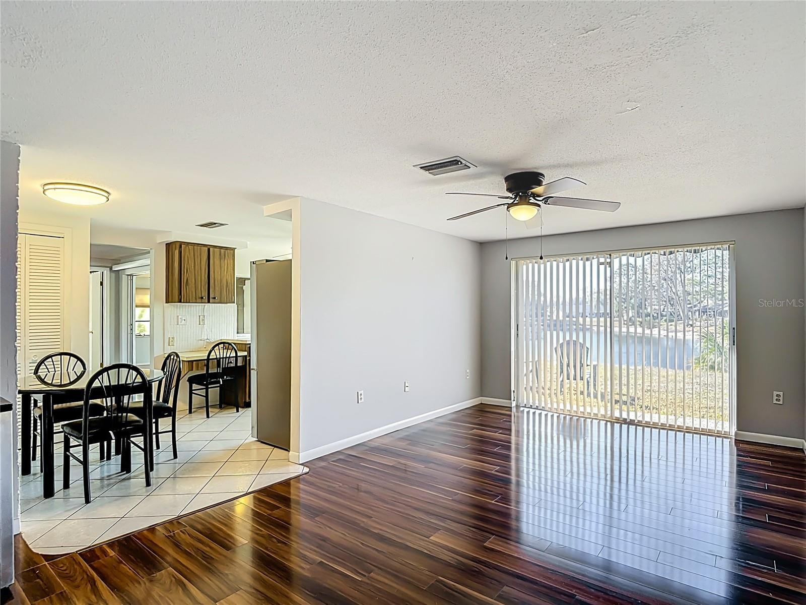 Dinning room/ Bonus room
