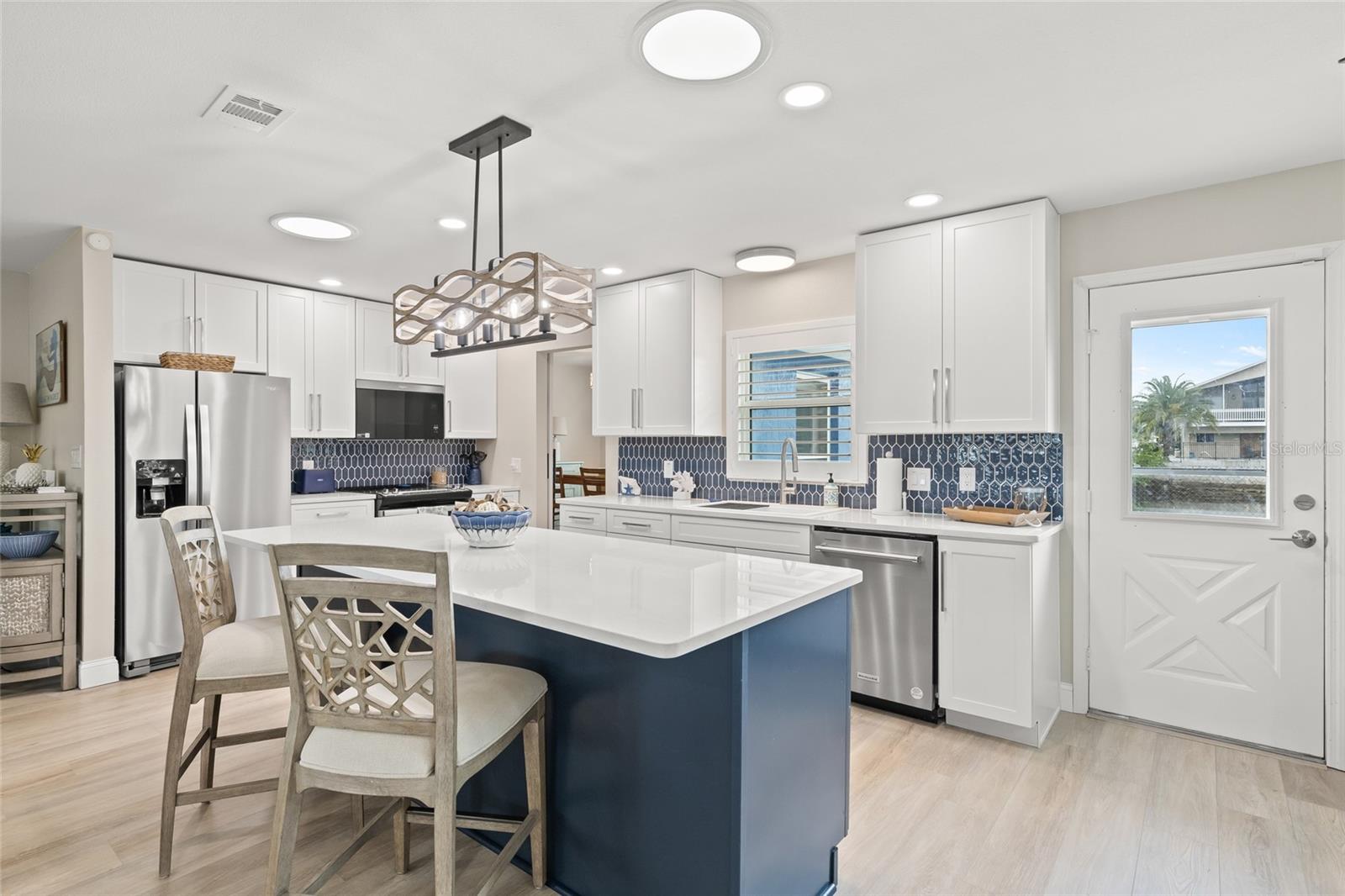 Island Breakfast Bar